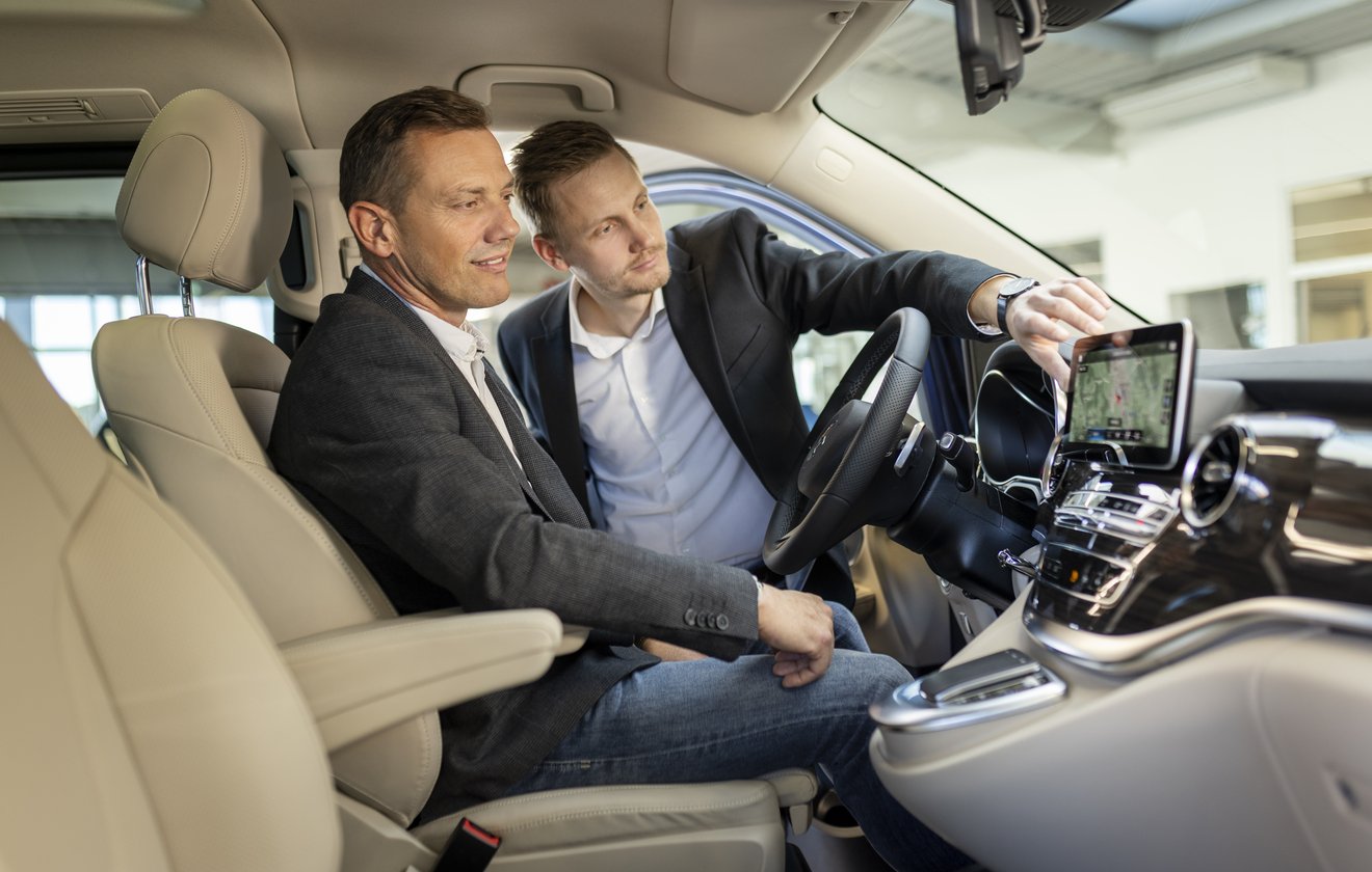 Verkaufsberater für die Marken Mercedes-Benz & Kia 